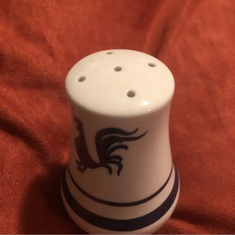 Home Blue And White Ceramic Rooster Salt Shaker Vintage country kitchen‎